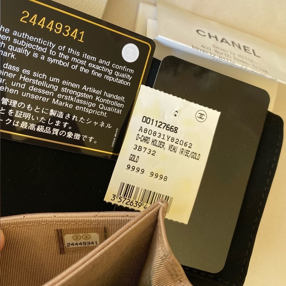 Chanel reissue card holder o case - Picture 6 of 12